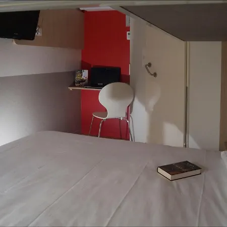 Premiere Classe Vichy - Sur Allier