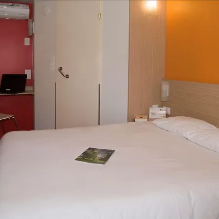 Premiere Classe Vichy - Sur Allier 2*