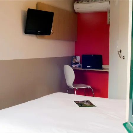 Premiere Classe Vichy - Sur Allier 2*