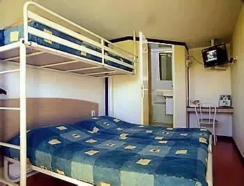 بريمير كلاس فيشي بلريف-سور-ألير فندق 2*