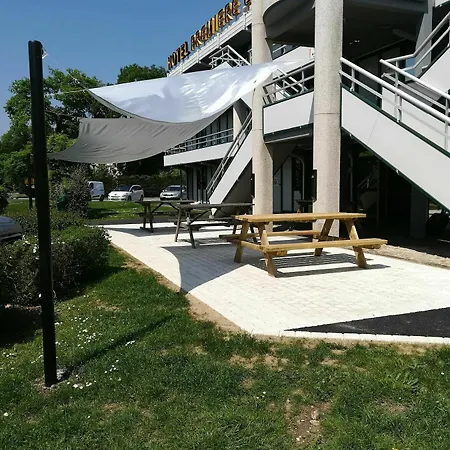 Premiere Classe Vichy - Sur Allier 2* Bellerive-sur-Allier