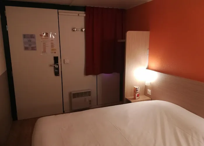 Premiere Classe Vichy - Sur Allier Hotel 2*